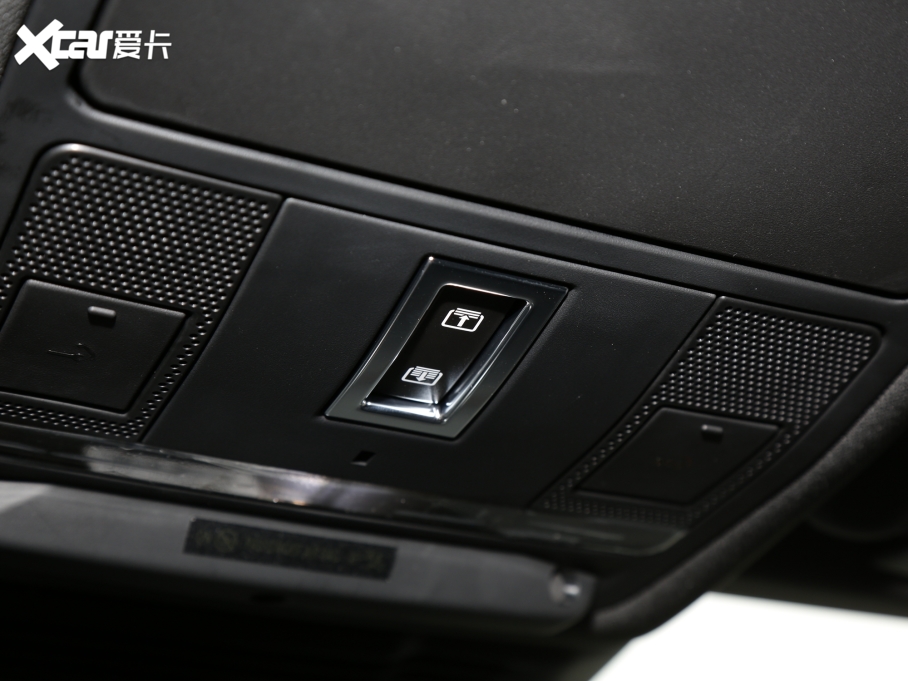 2022lF\Ӱ Ŀ 249PS R-Dynamic S ܰ 5