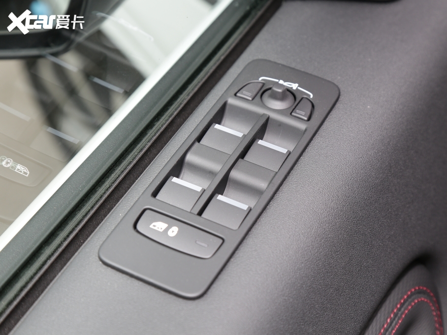 2022lF\Ӱ Ŀ 249PS R-Dynamic S ܰ 5