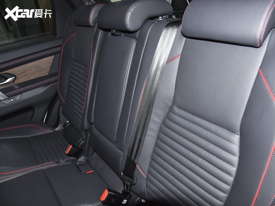 2022l(f)F(xin)\Ӱ Ŀ 249PS R-Dynamic HSE Aư 7