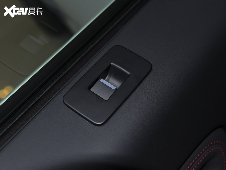 2022l(f)F(xin)\Ӱ Ŀ 249PS R-Dynamic HSE Aư 7