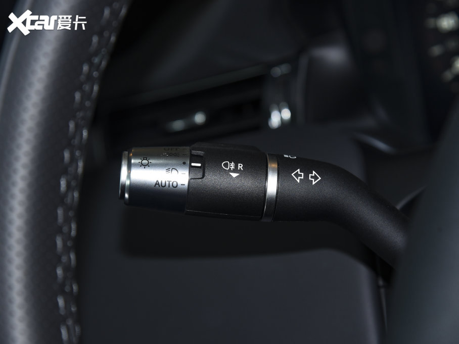 2022lF\Ӱ Ŀ 249PS R-Dynamic HSE Aư 7