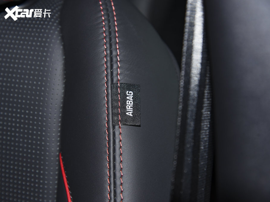 2022l(f)F(xin)\(yn)(dng) Ŀ 249PS R-Dynamic HSE Aư 7