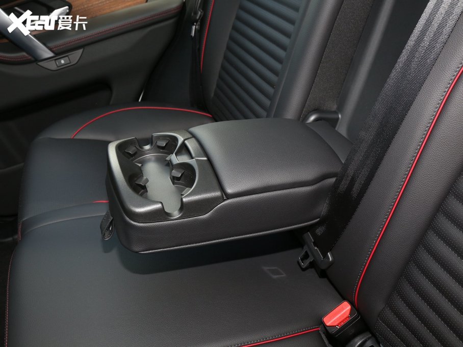 2022lF\Ӱ Ŀ 249PS R-Dynamic SE ܿƼ 5