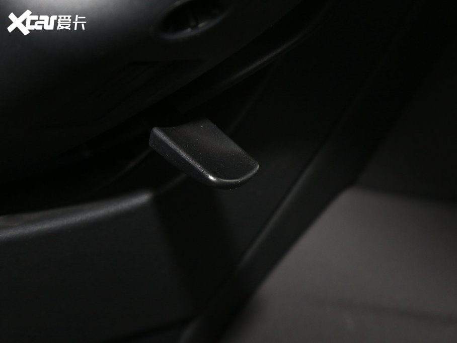 2022lF\Ӱ Ŀ 249PS R-Dynamic SE ܿƼ 5