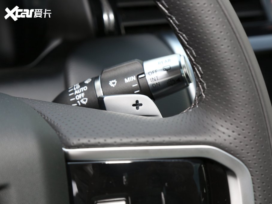 2022lF\Ӱ Ŀ 249PS R-Dynamic SE ܿƼ 5