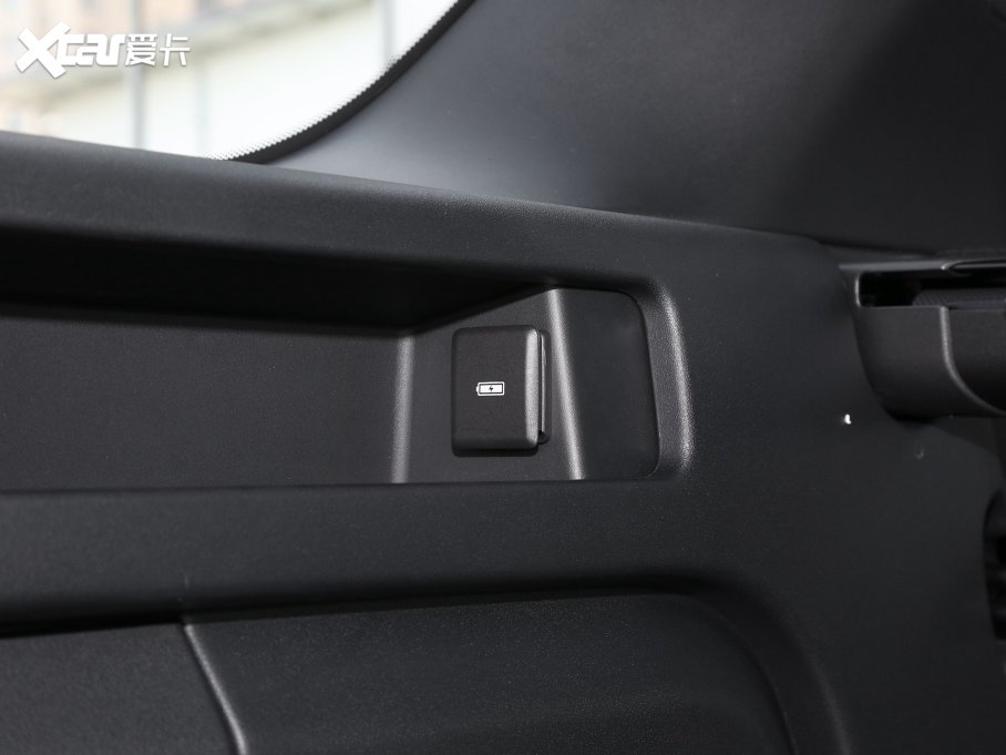 2022lF\Ӱ Ŀ 249PS R-Dynamic SE ܿƼ 5