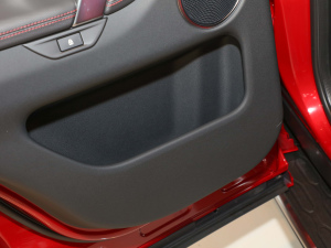 2022249PS R-Dynamic SE ܿƼ 5 Tg