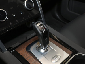 2022249PS R-Dynamic SE ܿƼ 5 QU