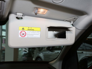 2022249PS R-Dynamic SE ܿƼ 5 (yng)壨ң