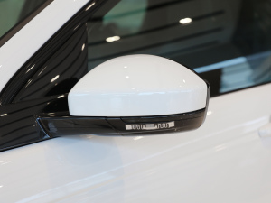 2022249PS R-Dynamic S ܰ 5 ҕR