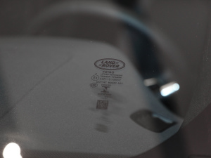 2022249PS R-Dynamic S ܰ 5 ^