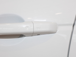 2022249PS R-Dynamic S ܰ 5 ^