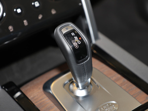 2022249PS R-Dynamic S ܰ 5 QU