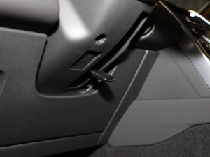 2022249PS R-Dynamic S ܰ 5 п؅^