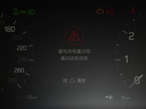 2022249PS R-Dynamic S ܰ 5 п؅^