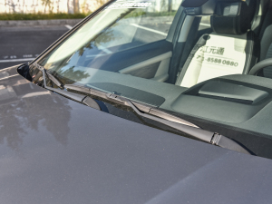 2022249PS R-Dynamic HSE Aư 7 ˢ