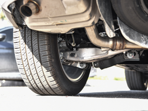 2022249PS R-Dynamic HSE Aư 7 ^