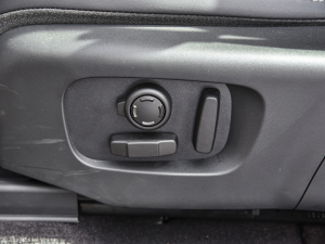 2022249PS R-Dynamic HSE Aư 7 {{