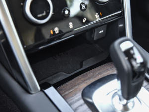 2022249PS R-Dynamic HSE Aư 7 g