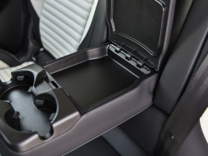 2022249PS R-Dynamic HSE Aư 7 g