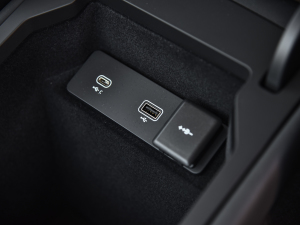 2022249PS R-Dynamic HSE Aư 7 g