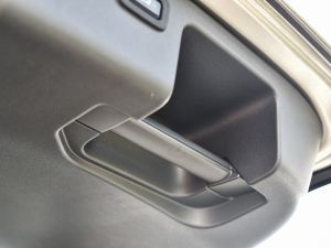 2022249PS R-Dynamic HSE Aư 7 g