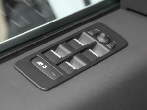 2022200PS ͥ 5 {܇ƅ^	