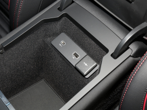 2022Ŀ 249PS R-Dynamic SE ܿƼ 5 g