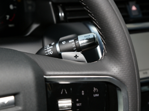 2022Ŀ 249PS R-Dynamic SE ܿƼ 5 п؅^