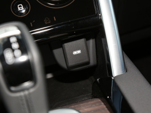 2022Ŀ 249PS R-Dynamic SE ܿƼ 5 п؅^