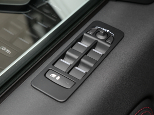 2022Ŀ 249PS R-Dynamic SE ܿƼ 5 п؅^