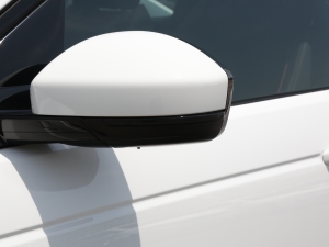 2022Ŀ 249PS R-Dynamic S ܰ 5 ^