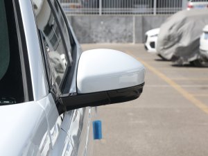 2022Ŀ 249PS R-Dynamic SE ܿƼ 5 ^