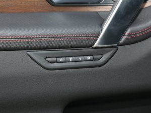 2022Ŀ 249PS R-Dynamic SE ܿƼ 5 g