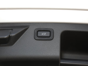 2022Ŀ 249PS R-Dynamic SE ܿƼ 5 g