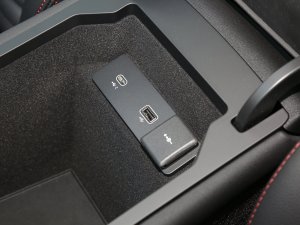 2022Ŀ 249PS R-Dynamic SE ܿƼ 5 g