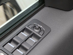 2022Ŀ 249PS R-Dynamic SE ܿƼ 5 п؅^