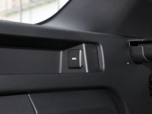 2022Ŀ 249PS R-Dynamic SE ܿƼ 5 п؅^