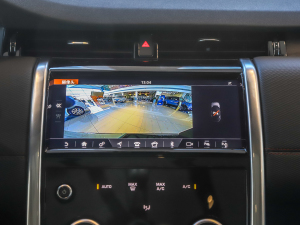 2022款P300e 性能科技版  中控台显示屏