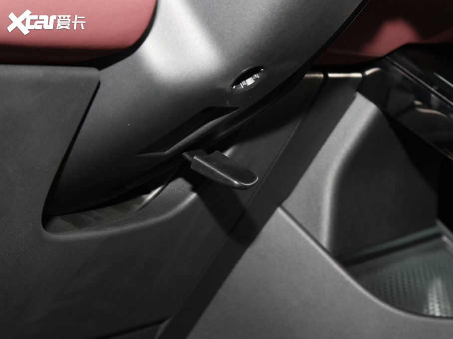 2022٘O OL 249PS R-Dynamic A