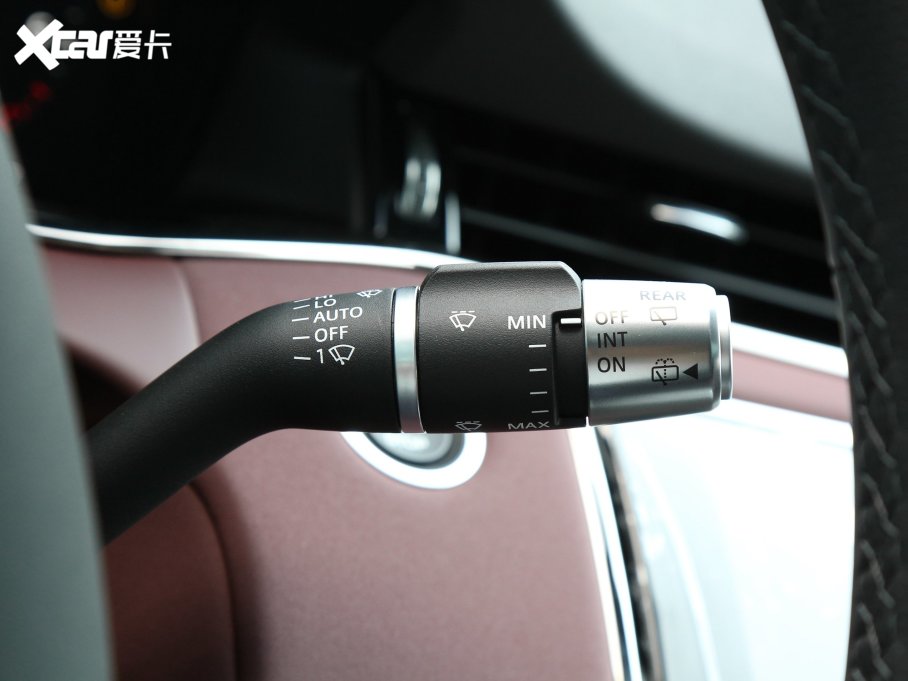 2022٘O OL 249PS R-Dynamic A