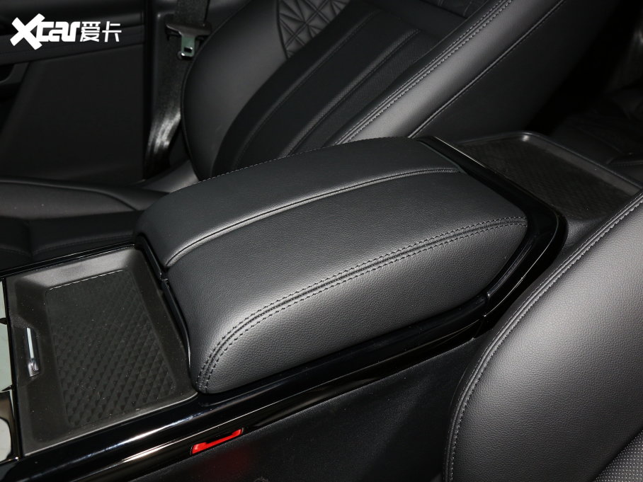 2022٘O OL 249PS R-Dynamic ˹~؄e