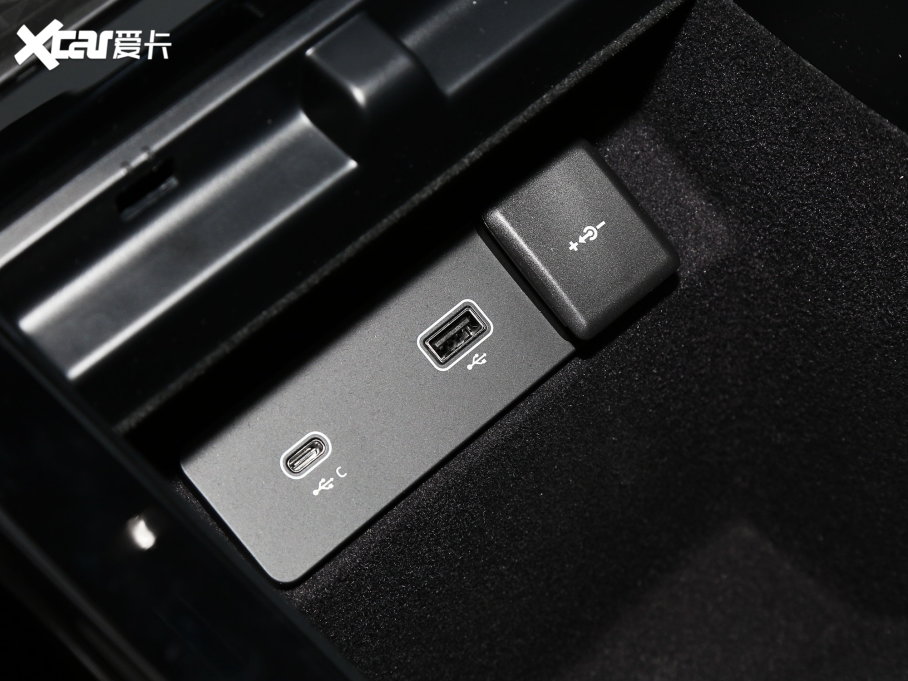 2022٘O OL 249PS R-Dynamic ˹~؄e