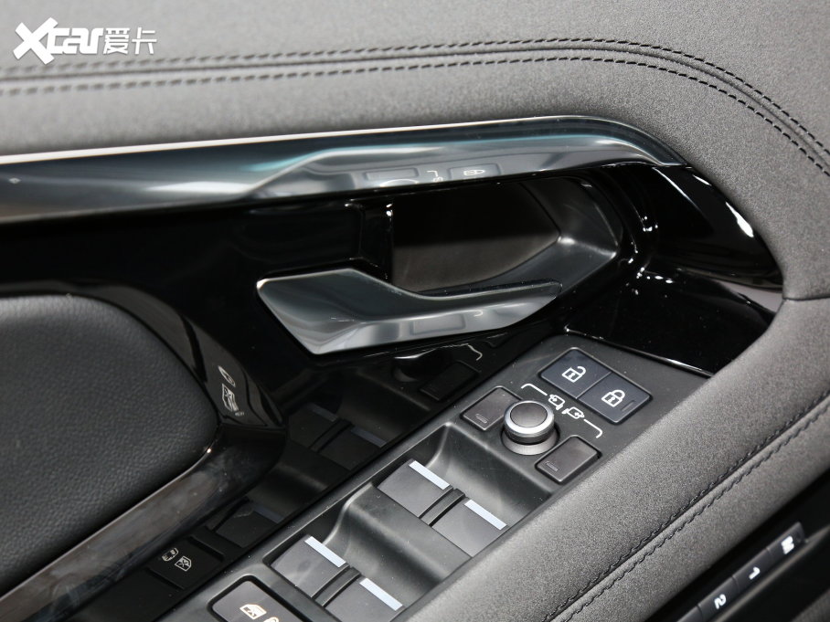 2022٘O OL 249PS R-Dynamic ˹~؄e