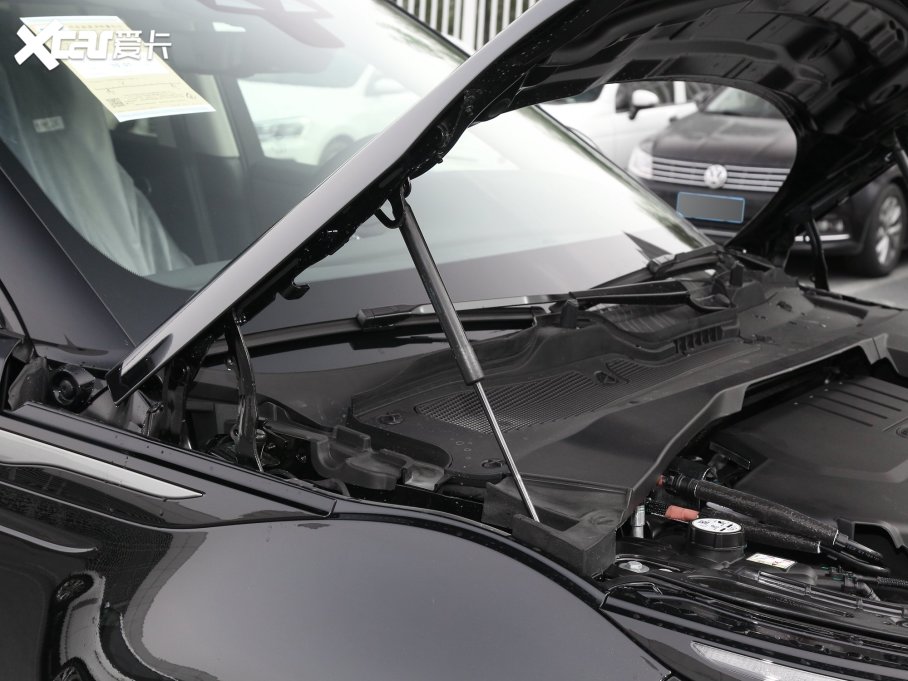 2022٘O OL 249PS R-Dynamic ˹~؄e