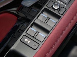 2022OL 249PS R-Dynamic A п؅^