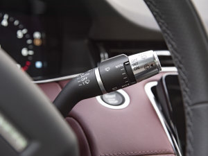 2022OL 249PS R-Dynamic HSE  п؅^(q)