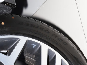 2022OL 249PS R-Dynamic A ^