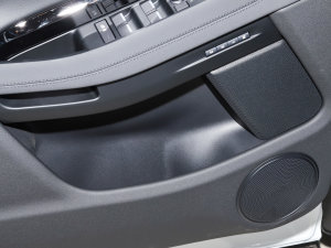 2022OL 249PS R-Dynamic A g