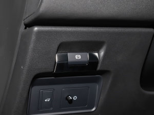 2022OL 249PS R-Dynamic A п؅^